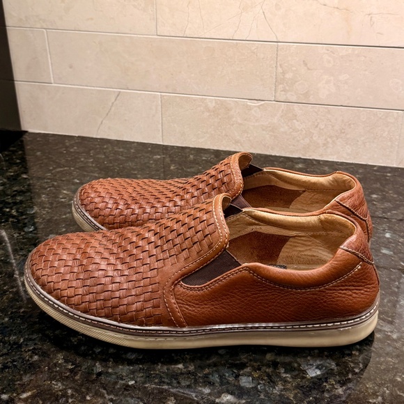 Johnston & Murphy Men\'s McGuffey Woven Leather Slip-On Sneakers – Tan main image 8